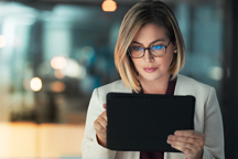 Lady on a tablet